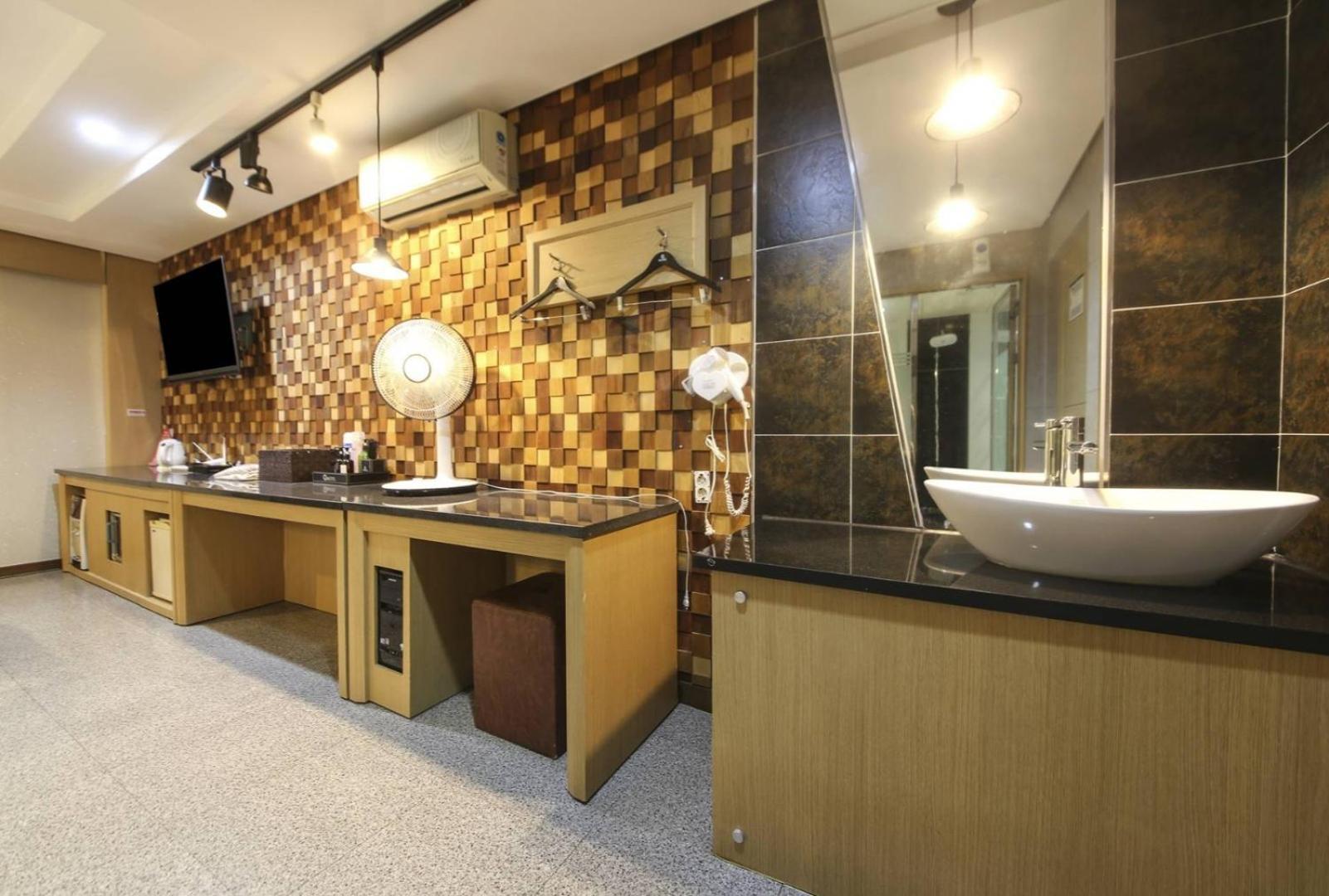 Q5 Hotel Busan Songdo מראה חיצוני תמונה